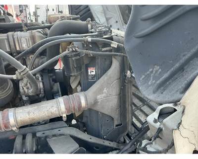 Freightliner Cascadia 126 Cooling Assembly for a Freightliner Cascadia 125