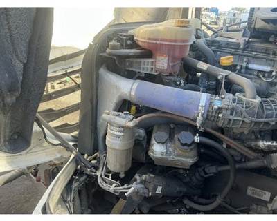 Freightliner Cascadia 126 Cooling Assembly for a Freightliner CASCADIA