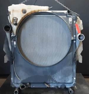 Freightliner Cascadia 132 Cooling Assembly