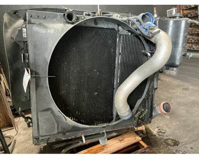 International 9200i Cooling Assembly
