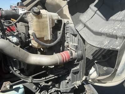 International LT625 Cooling Assembly