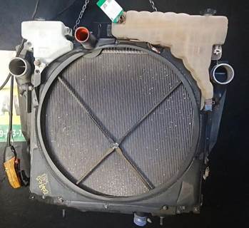 Kenworth T680 Cooling Assembly