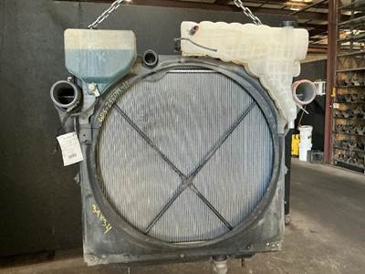 Kenworth T680 Cooling Assembly