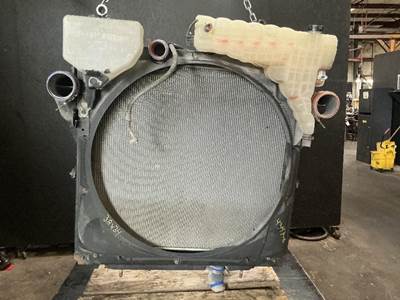 Kenworth T680 Cooling Assembly