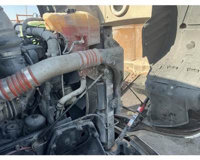 Kenworth T680 Cooling Assembly