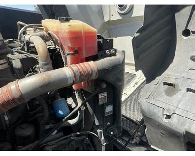 Kenworth T680 Cooling Assembly
