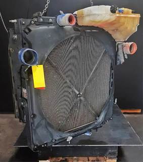 Kenworth T800 Cooling Assembly