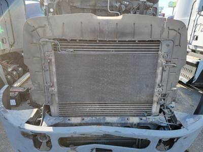 Mack Pinnacle CXU612 Cooling Assembly for a Mack CXU612