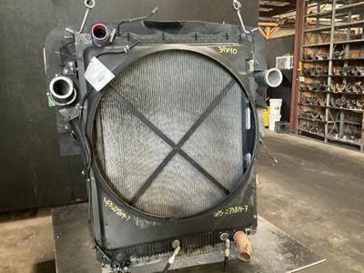 Mack Pinnacle CXU612 Cooling Assembly for a Mack CXU612