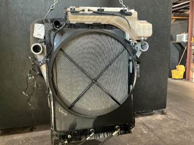 Mack Pinnacle CXU612 Cooling Assembly for a Mack CXU612