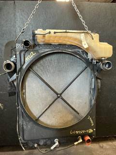 Mack Pinnacle CXU612 Cooling Assembly for a Mack CXU612