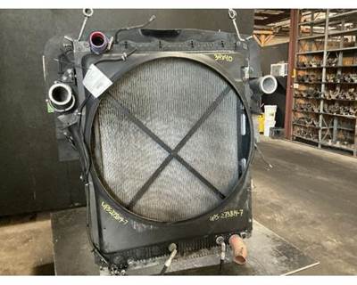 Mack Pinnacle CXU612 Cooling Assembly for a Mack CXU612