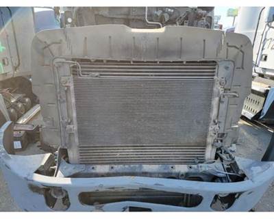 Mack Pinnacle CXU612 Cooling Assembly for a Mack CXU612