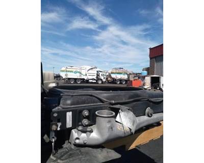 Mack Pinnacle CXU612 Cooling Assembly for a Mack CXU612