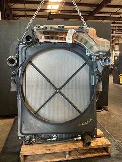 Mack Pinnacle CXU613 Cooling Assembly for a Mack CXU613