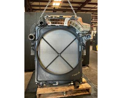 Mack Pinnacle CXU613 Cooling Assembly for a Mack CXU613