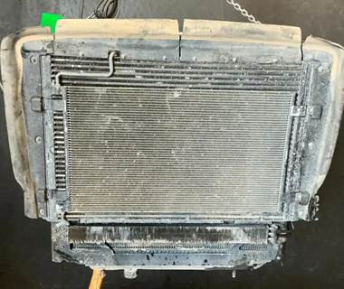 Paccar MX-13 Cooling Assembly for a Peterbilt 587