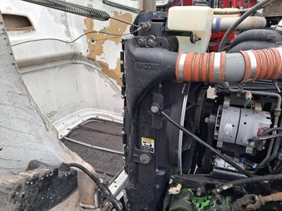 Peterbilt 384 Cooling Assembly