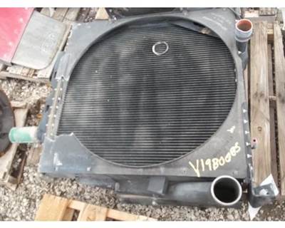 Peterbilt 385 Cooling Assembly