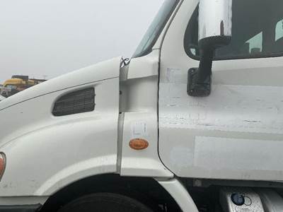 Freightliner Cascadia 113 Left Cowl for a Freightliner CASCADIA