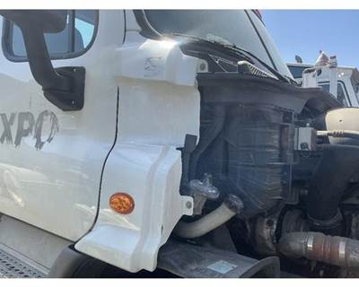 Freightliner Cascadia 113 Cowl for a Freightliner CASCADIA