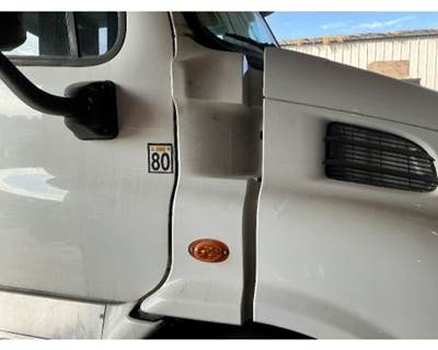 Freightliner Cascadia 113 Cowl for a Freightliner CASCADIA