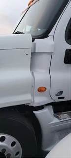 Freightliner Cascadia 125 Cowl