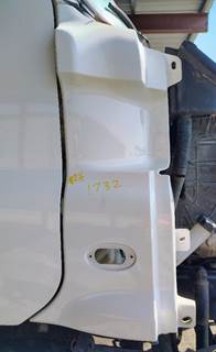 Freightliner Cascadia 125 Right Cowl