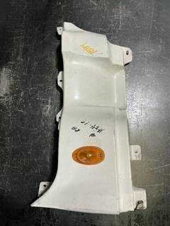 Freightliner Cascadia 125 Right Cowl