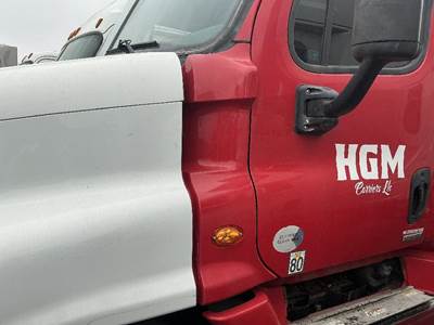 Freightliner Cascadia 125 Left Cowl for a Freightliner CASCADIA