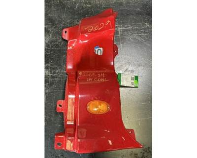 Freightliner Cascadia 125 Left Cowl