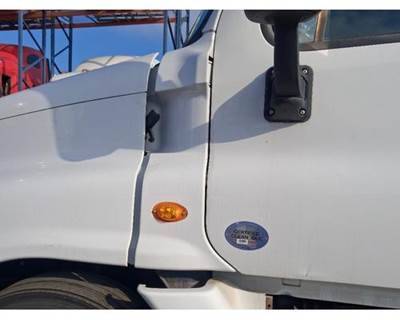 Freightliner Cascadia 125 Left Cowl for a Freightliner CASCADIA