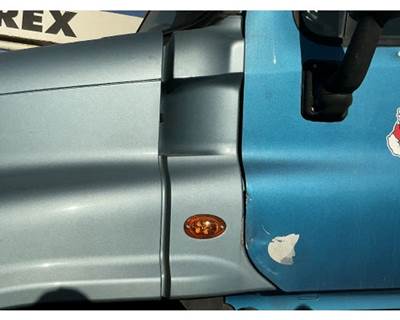 Freightliner Cascadia 125 Cowl for a Freightliner CASCADIA