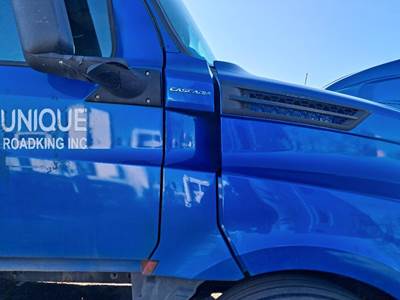 Freightliner Cascadia 126 Right Cowl for a Freightliner CASCADIA