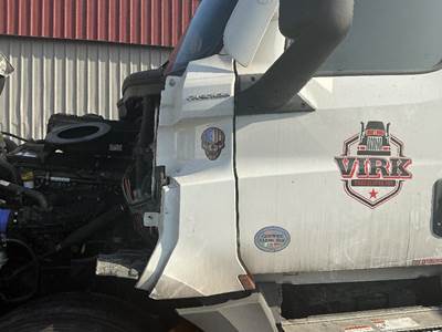 Freightliner Cascadia 126 Left Cowl for a Freightliner CASCADIA