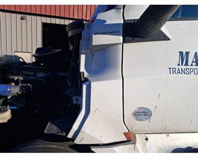 Freightliner Cascadia 126 Left Cowl for a Freightliner CASCADIA