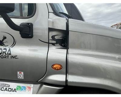 Freightliner Right Cowl for a Freightliner CASCADIA