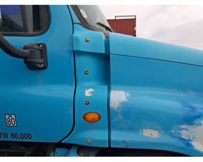 Freightliner Cascadia Right Cowl