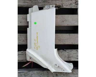Freightliner Columbia 120 Left Cowl