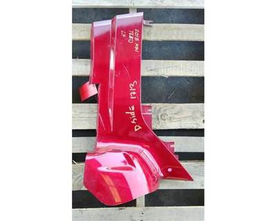 Kenworth T680 Left Cowl