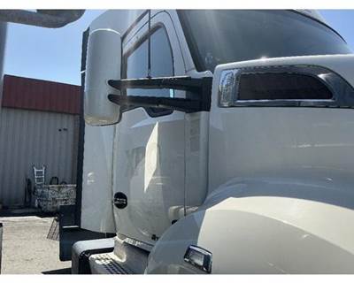 Kenworth T680 Cowl
