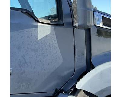 Kenworth T680 Cowl