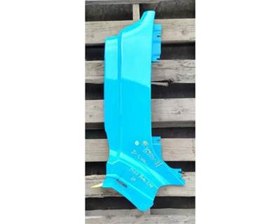 Peterbilt 579 Left Cowl