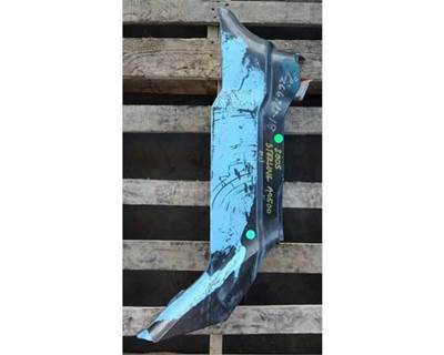 Sterling A9500 Right Cowl