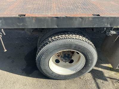 Freightliner M2 106 Cutoff