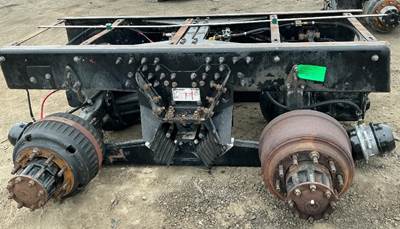 Hendrickson HAULMAAX Cutoff