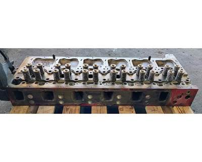 Mack MP8 Cylinder Head for a Mack CXU613