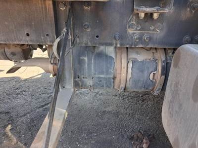 Cummins ISB 6.7L DPF Assembly for a Freightliner M2 106