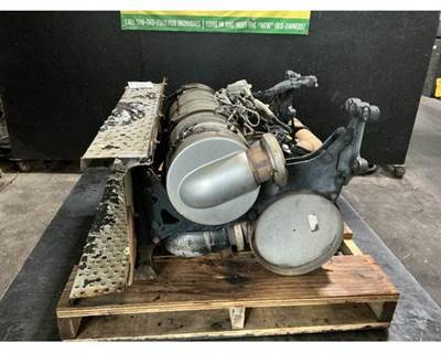 Cummins ISB 6.7L DPF Assembly for a Freightliner M2 106