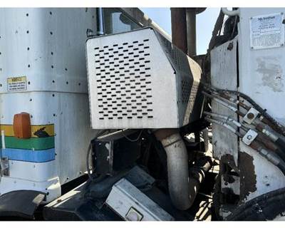 Cummins ISL DPF Assembly for a Peterbilt 320